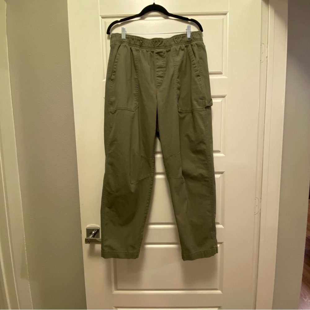 Khaki Old Navy Cargo Pants Size Large